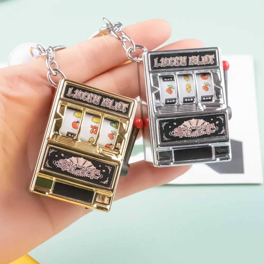 Porte-clés de machine à sous d - Retro Gaming Keychain avis et prix